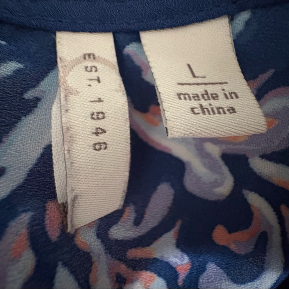 Blue Sleeveless Patterned Blouse with Ornate Neckline by C EST 1946 Size Large - Picture 5 of 7